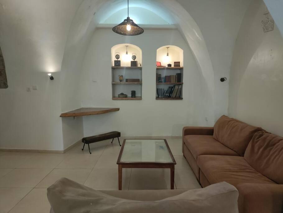 صفد שלווה בעיר העתיקה - Peace In The Heart Of The Old City المظهر الخارجي الصورة