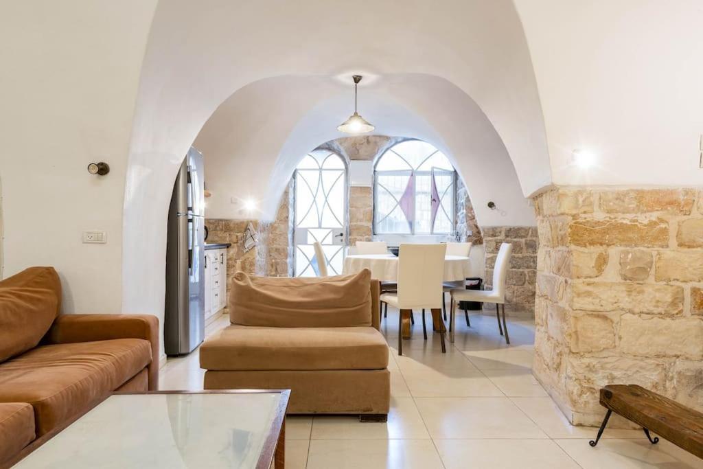 صفد שלווה בעיר העתיקה - Peace In The Heart Of The Old City المظهر الخارجي الصورة